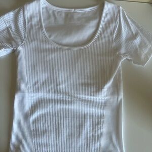 Lululemon Ebb to street short sleeve